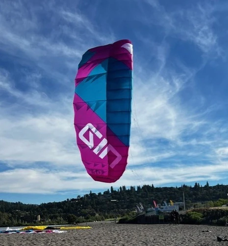 Used 12m GIN MARABOU V2 LIMITED EDITION Hybrid Kite, Kitesurf, Landkite,Snowkite 3 Used 12m GIN MARABOU V2 LIMITED EDITION Hybrid Kite, Kitesurf, Landkite,Snowkite